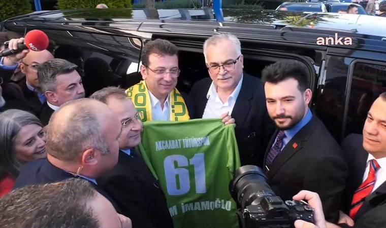 'Beni Trabzon'da hiçbir sahaya sığdıramazlar' demişti: Ekrem İmamoğlu'na memleketinde coşkulu karşılama!
