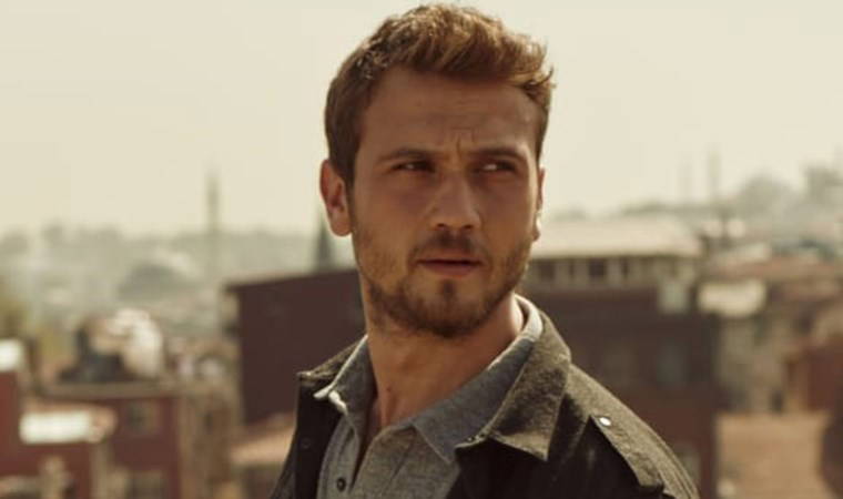 Apar topar ameliyata alınmıştı! Aras Bulut İynemli'den hastane odasında ilk paylaşım