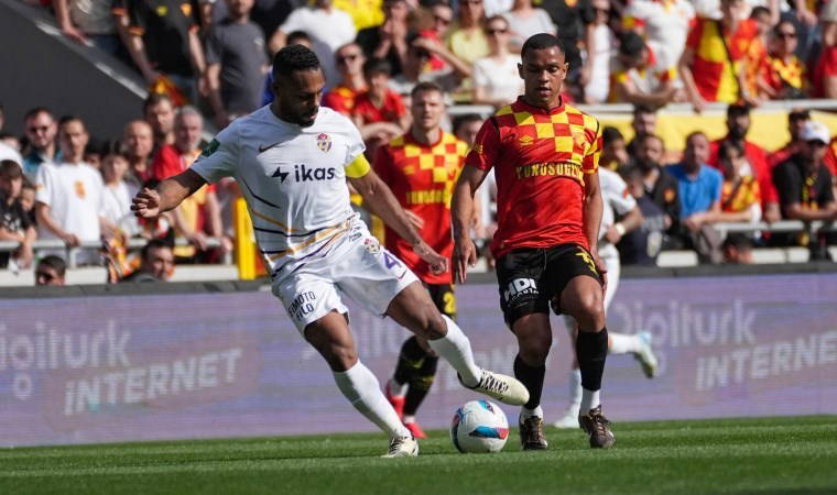 2 kırmızı kart, 1 penaltı... İzmir'de kazanan çıkmadı!