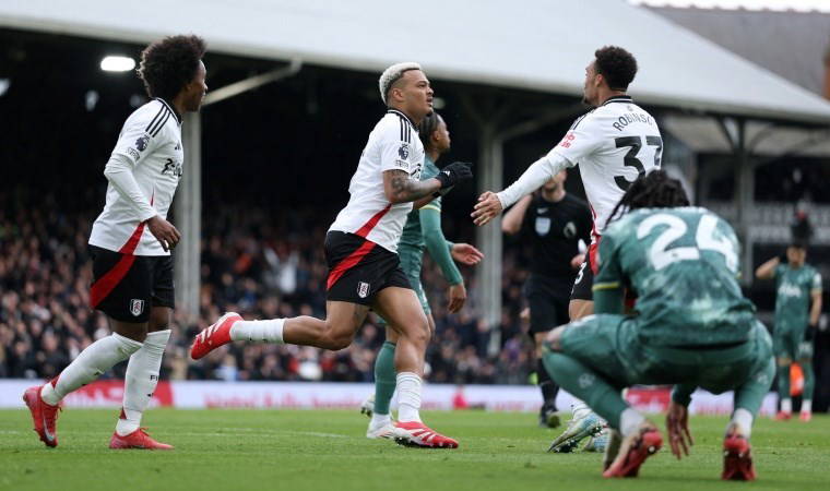 Fulham derbide Tottenham'ı yıktı: Hasreti 3 maça çıktı!