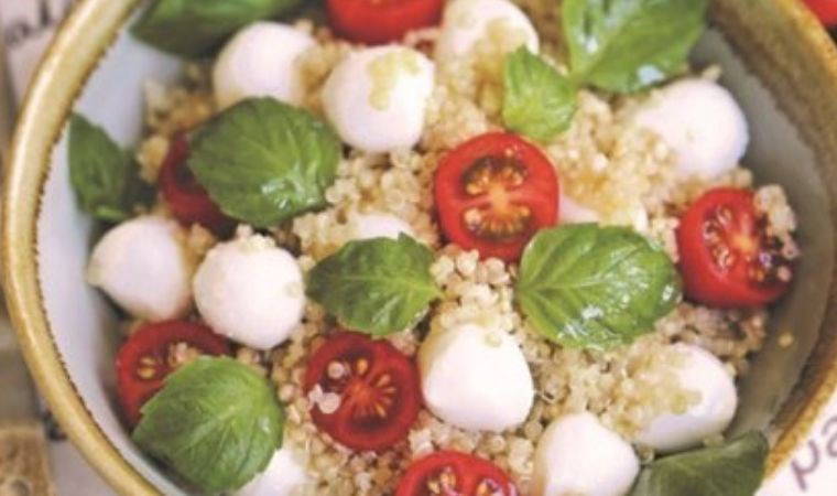 5 dakikada 3 malzemeyle Caprese salatası tarifi