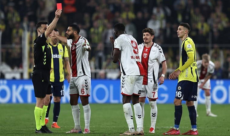 Eski hakemler Fenerbahçe - Samsunspor maçını değerlendirdi: 'Maçı zorlaştırmak için her şeyi yaptı'