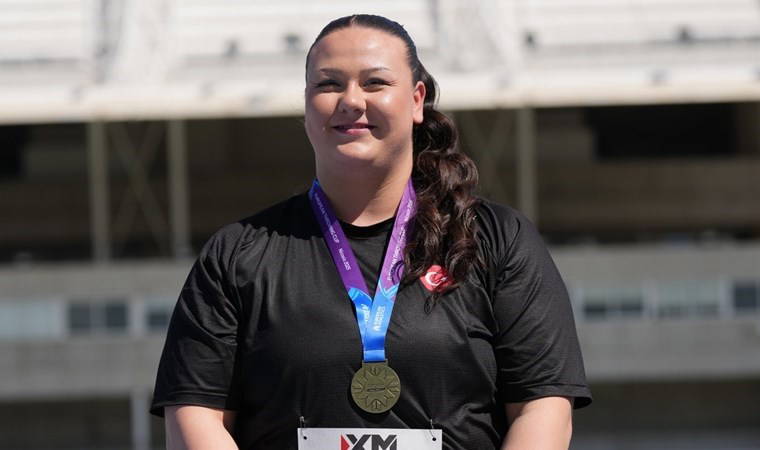 Pınar Akyol, Avrupa Atmalar Kupası'nda altın madalya kazandı