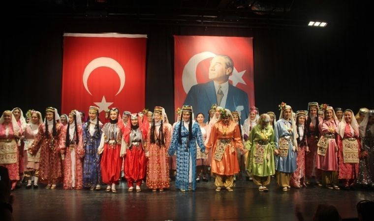 İzmir Folklor Derneği 20. Yılını ÇYDD ile kutladı