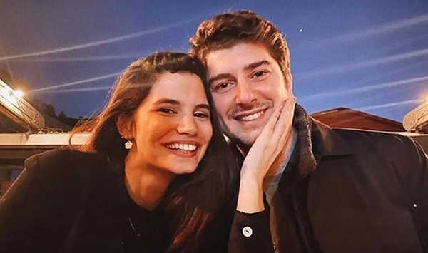 Çok Güzel Hareketler 2'nin yıldızlarından müjdeli haber: Selen Esen ve Emin Oğuz Çelebi bebek bekliyor!