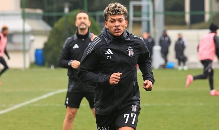 Elan Ricardo, milli arayı değerlendirecek!