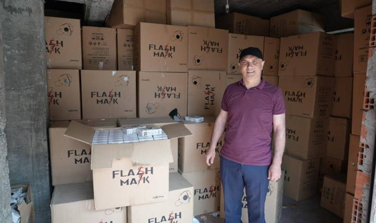 Bedava dağıtıyor yine de kimse almıyor!