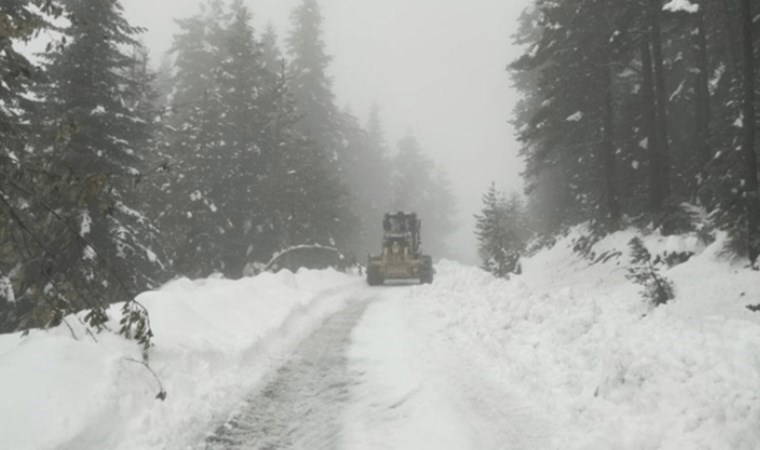 Kastamonu’da kar engeli: 36 köy yolu ulaşıma kapandı