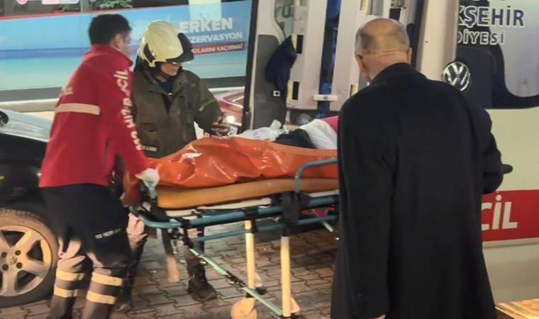 Avcılar'da aile dramı: Babası öldü, annesi kalp krizi geçirdi; kendisi baygın halde bulundu