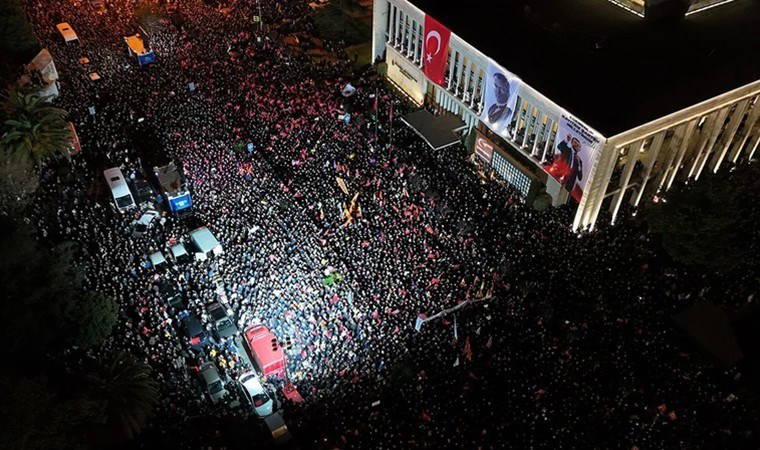Gözaltındaki İmamoğlu'ndan videolu paylaşım: 'Bu millet büyüktür'