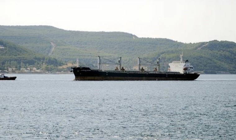 Çanakkale Boğazı'nda gemi makine arızası yaptı!