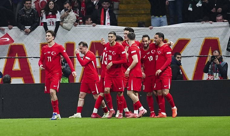 Spor yazarları Türkiye - Macaristan maçını yorumladı: 'Yıldızlar damga vurdu'