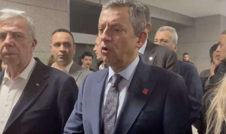 'Tiyatronun son bulmasını bekliyoruz'