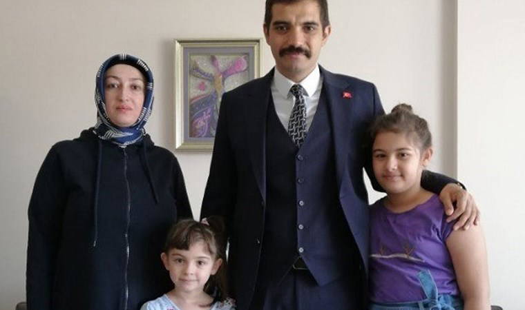 Ayşe Ateş paylaştı: Sinan Ateş'in kızı Zeynep Banuçiçek, Özgür Özel ve Ekrem İmamoğlu'na mektup yazdı