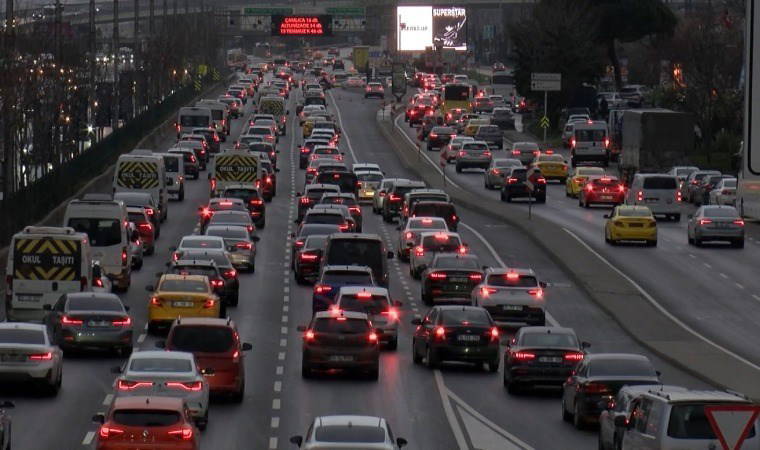 İstanbul'da trafik yoğunluğu: Yüzde 71'e ulaştı