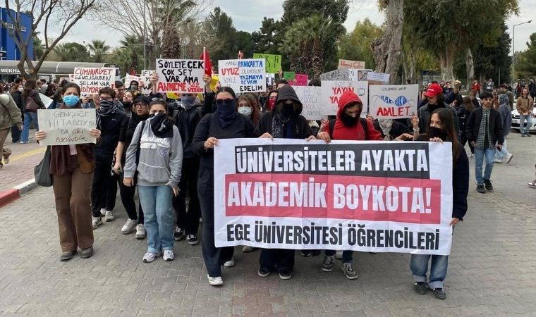 Akademik boykot kararı