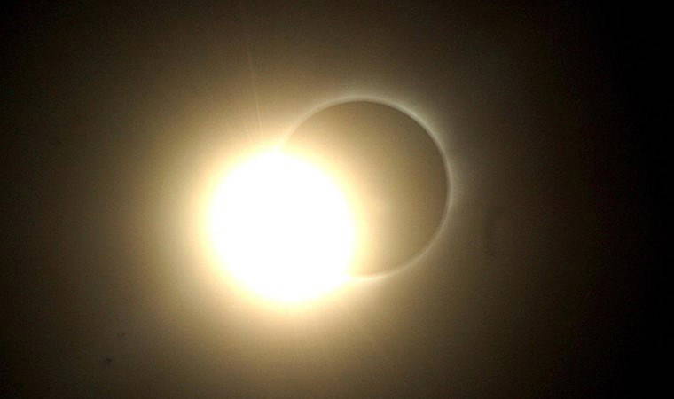 Güneş tutulması ne zaman, saat kaçta? 2025 Güneş tutulması Türkiye'den görülecek mi?