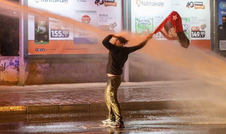 Antalya'da İmamoğlu protestosuna TOMA'lı müdahale: 25 gözaltı!