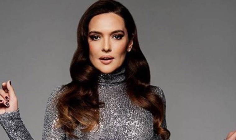 Demet Akalın'ın annesi kaza geçirdi!