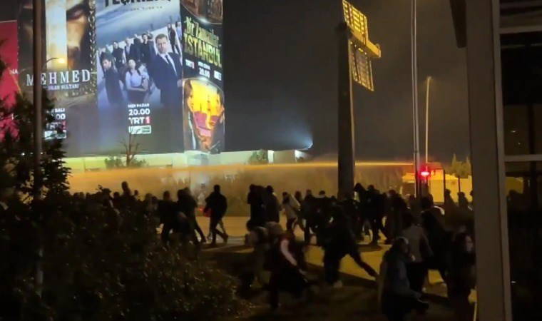 Polis, ODTÜ öğrencilerine müdahale etti