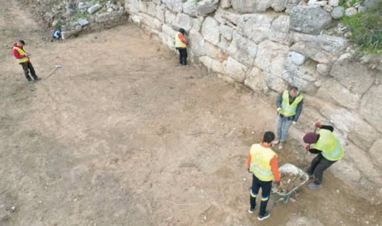 Knidos antik kentinde yapılan “Knidos otopark alanı” düzenlemesine Arkeologlar Derneği’nden gazetemize açıklama: 'Proje turizm odaklı'