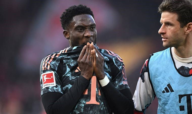 Alphonso Davies'ten Bayern Münih'e kötü haber!