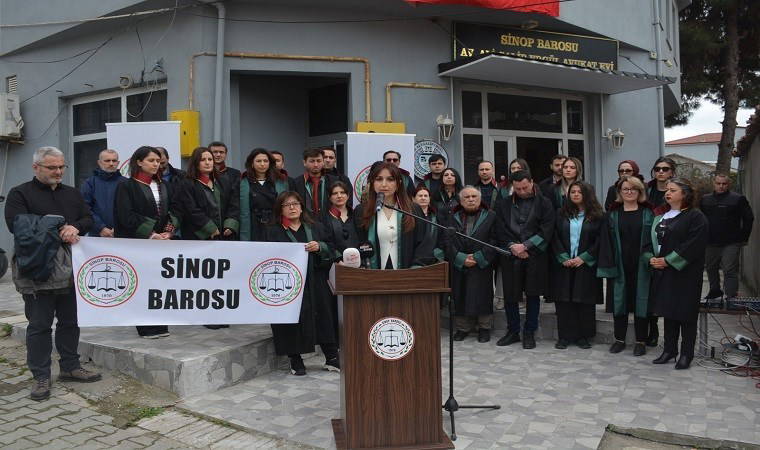 Sinop Barosu'ndan protesto sesleri: Hukuk şahıs ve siyasi odaklı olamaz