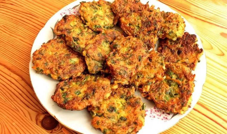 Yağ çekmeyen enfes mücver tarifi