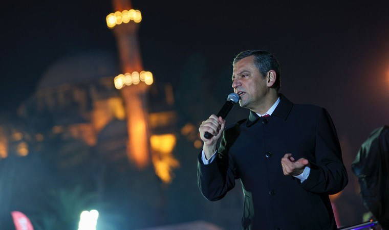 Son Dakika... Özgür Özel Beylikdüzü'nde: 'Suç yok, delil yok, çaresizlik büyük' diyerek açıkladı!