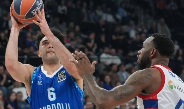Anadolu Efes durdurulamıyor! Üst üste 5. galibiyet...