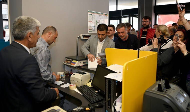 Kuşadası'nda yurttaşlar, Ekrem İmamoğlu'na dayanışma mektubu gönderdi