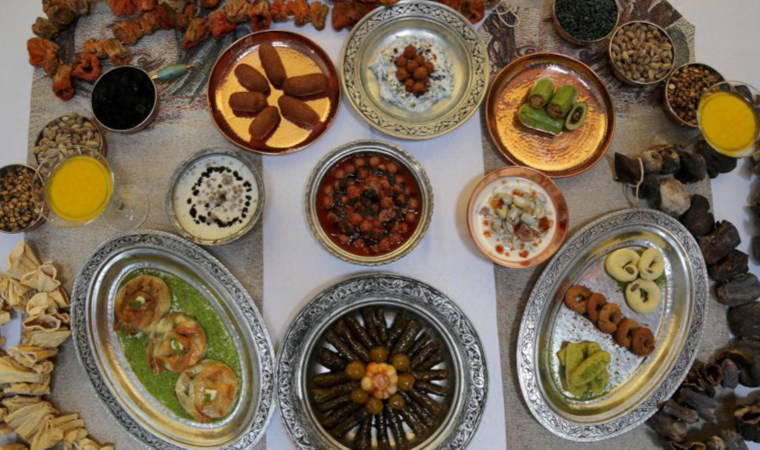 Bayramın keyfini yorgunluktan kaçınarak çıkarın: Sağlıklı bir bayram geçirmek için 10 öneri