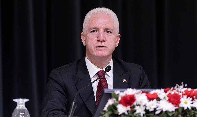 İstanbul Valisi'nden 'yürüyüş' paylaşımı