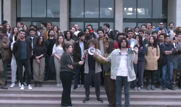 Eylemleri bugün de sürüyor: ODTÜ öğrencilerinden rektörlük önünde açıklama