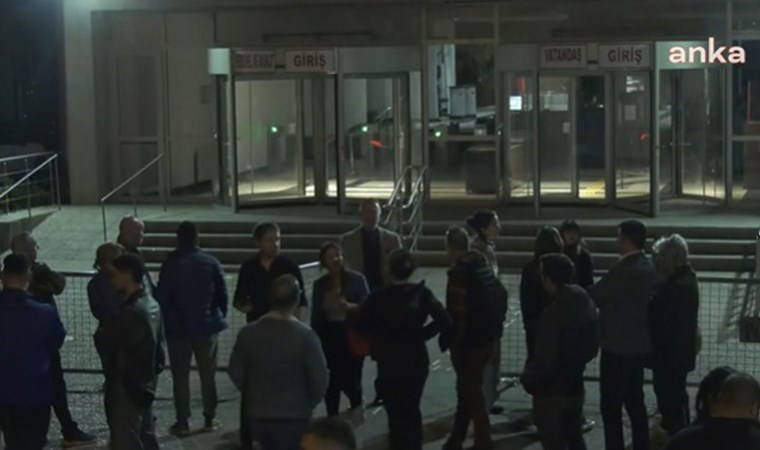 Ankara'daki 'İmamoğlu' protestoları: Eylemlerde 3 kişi tutuklandı, 31 kişi adli kontrolle serbest bırakıldı