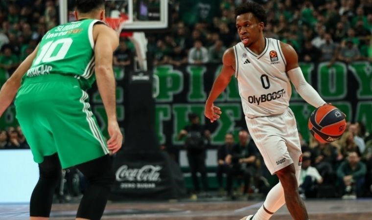 Panathinaikos'a evinde Paris şoku