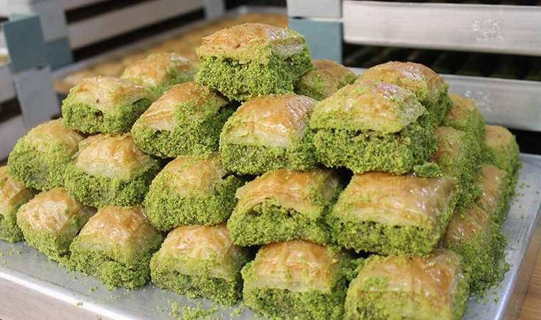 Merdiven altı tatlılara dikkat: Ramazanın ilk günlerinde çıkıyor