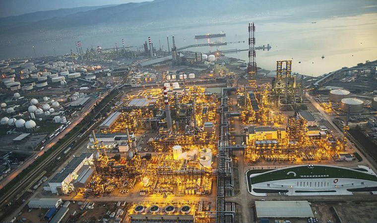 Petrol talebinde Çin düşüşte, Hindistan yükseliyor