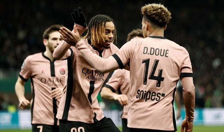 PSG Ligue 1'de adım adım şampiyonluğa koşuyor!