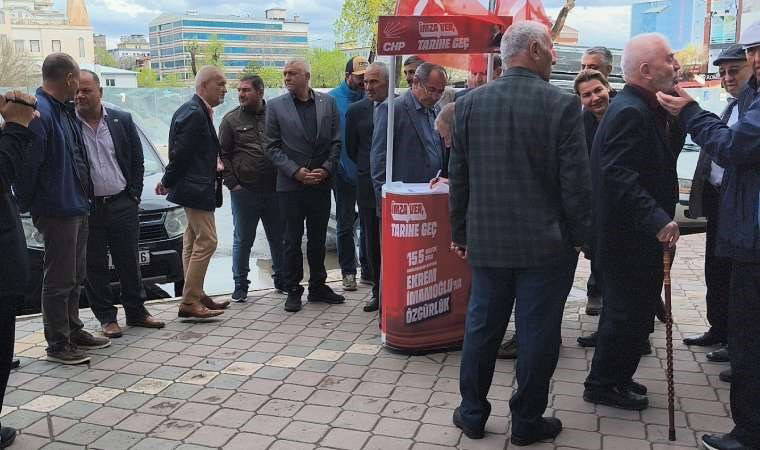 Iğdırlı yurttaşlar, Ekrem İmamoğlu için başlatılan imza kampanyasına destek verdi