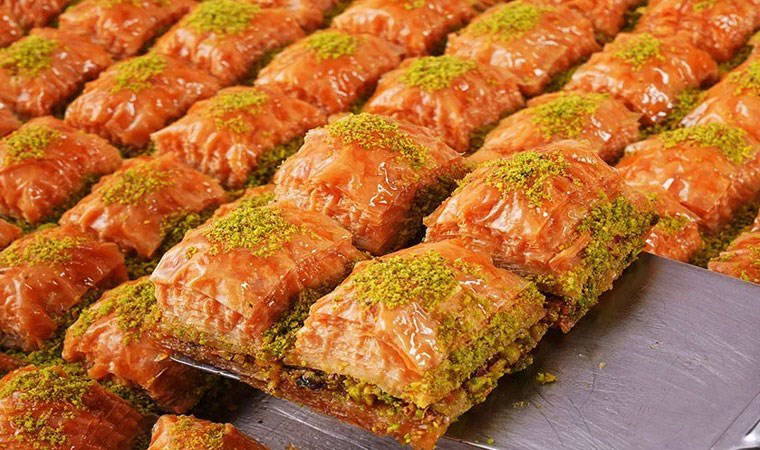 Ramazan’da tatlı tüketimine dikkat: Uzmanlar uyarıyor