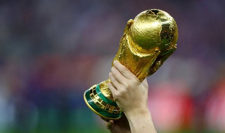 FIFA Başkanı duyurdu: Dünya Kupası finalinde bir ilk!