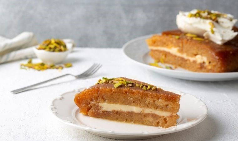 İftardan sonrası şerbetli tatlı arayanların favorisi olan lezzet: Tam ölçüsüyle ekmek kadayıfı tarifi