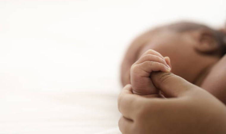 Saniyelerle yarıştılar: Boğulmakta olan bebek, 112 çalışanının telefonda verdiği talimatlarla kurtarıldı