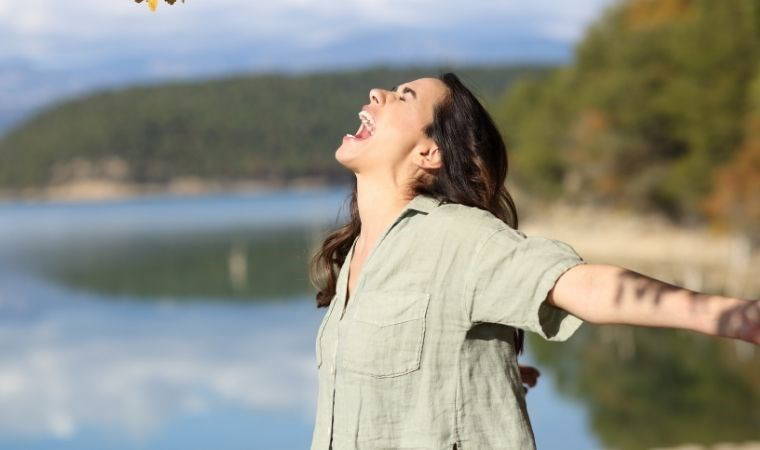 Çığlık terapisi nedir? Çığlık terapisi bir tedavi yöntemi mi? Çığlık terapisinin zaraları nelerdir?