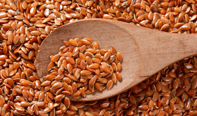 Bir kaşık yemek yeterli: Safra kesesini temizliyor