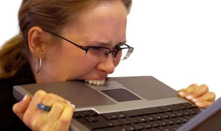 Bilgisayarınızı yerseniz tam olarak ne olur?