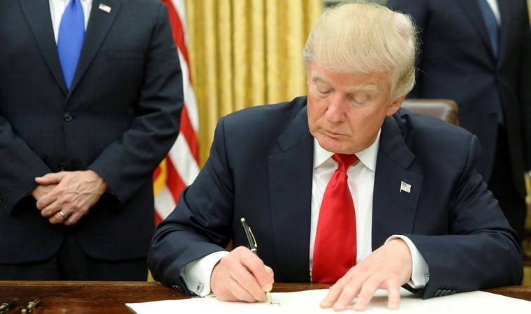 Trump'tan geri adım...