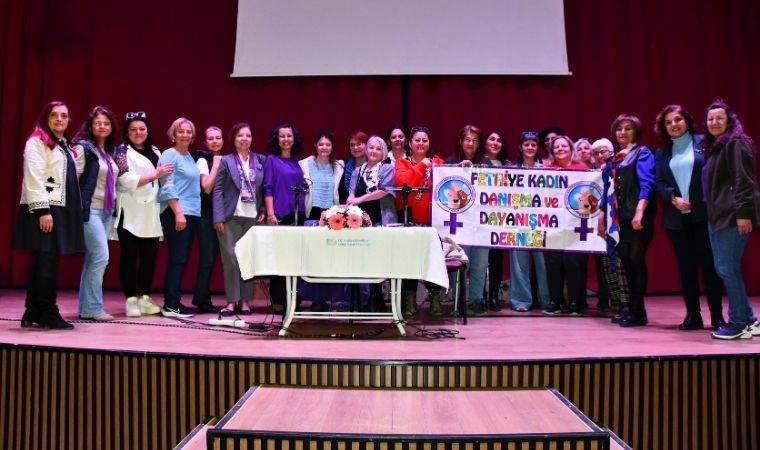 Feminist Gece Yürüyüşü’nün tarihçesi Fethiye’de konuşuldu