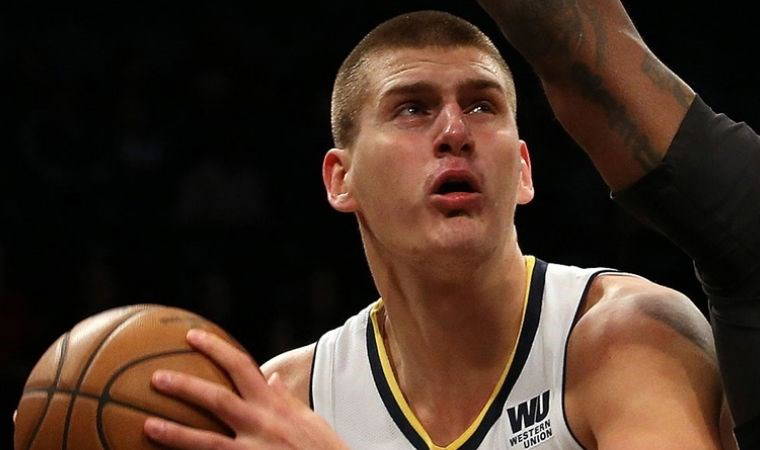 Nikola Jokic'ten tarihi performans